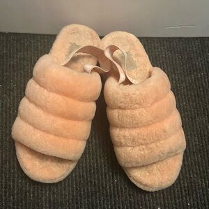 Pink UGG Fluff Yeah slippers